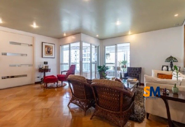 Apartamentos - MOEMA